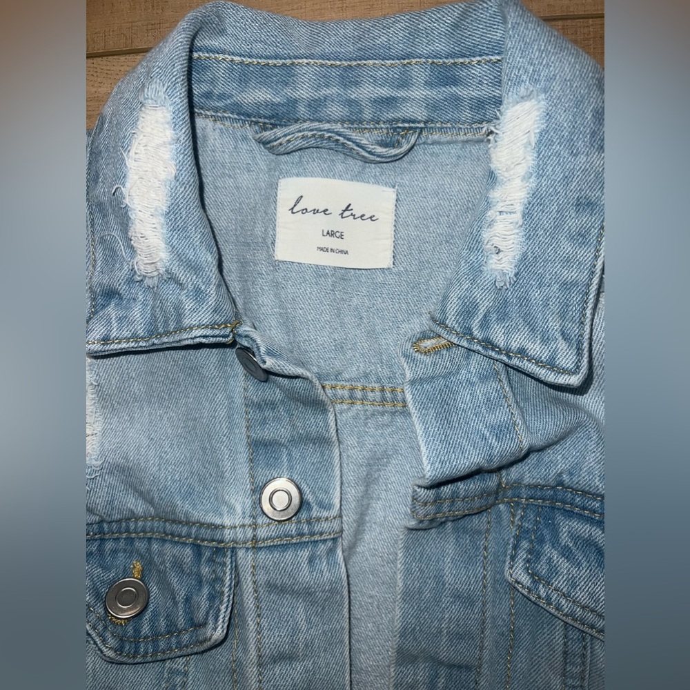 Jean jacket - Picture 2 of 3